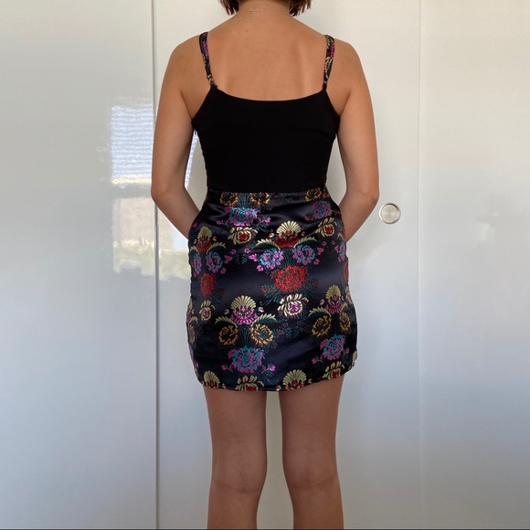 Super cute Zara dress - Picture 2 of 2